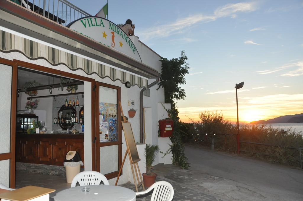 Hotel Villa Miramare Capoliveri  Exterior photo